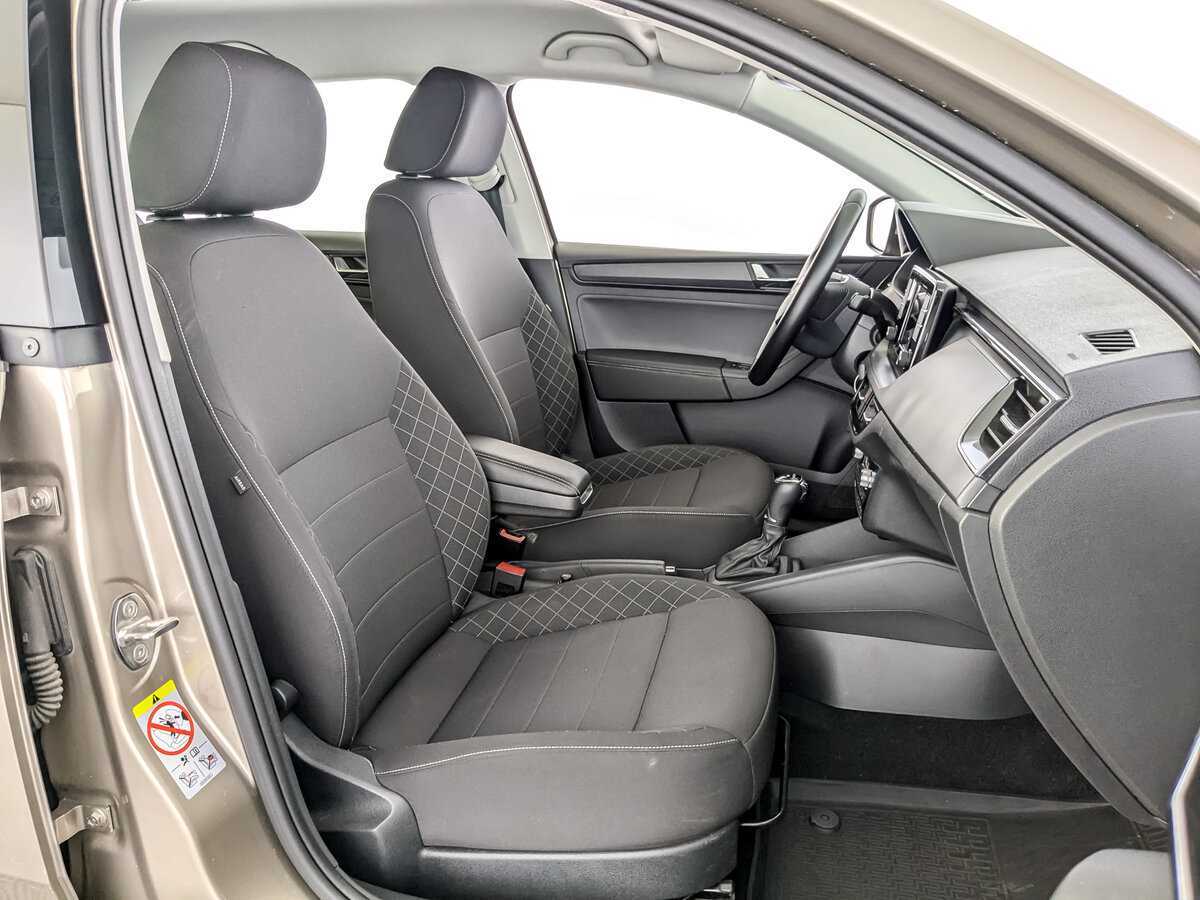 Skoda Rapid с пробегом — 2020 год. Фото: #17