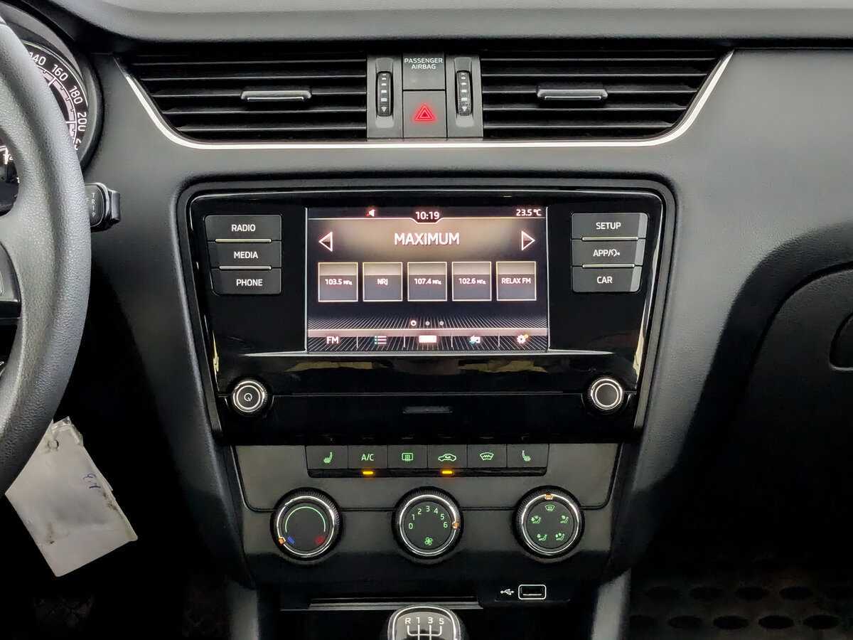 Skoda Octavia с пробегом — 2019 год. Фото: #12