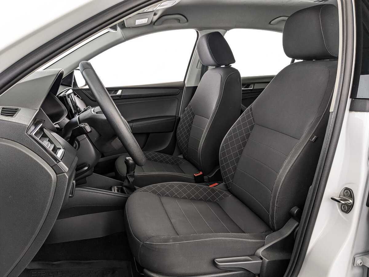 Skoda Rapid с пробегом — 2020 год. Фото: #15