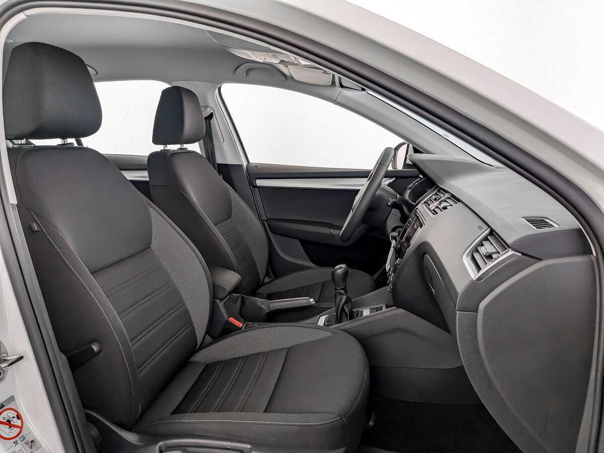 Купить Шкода Октавия, 2019, 50 560 км.. Фото: #18