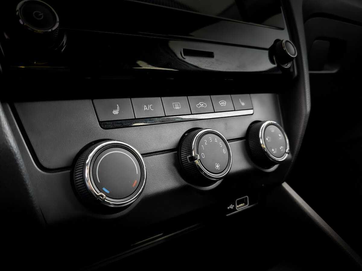 Купить Шкода Октавия, 2019, 50 560 км.. Фото: #20