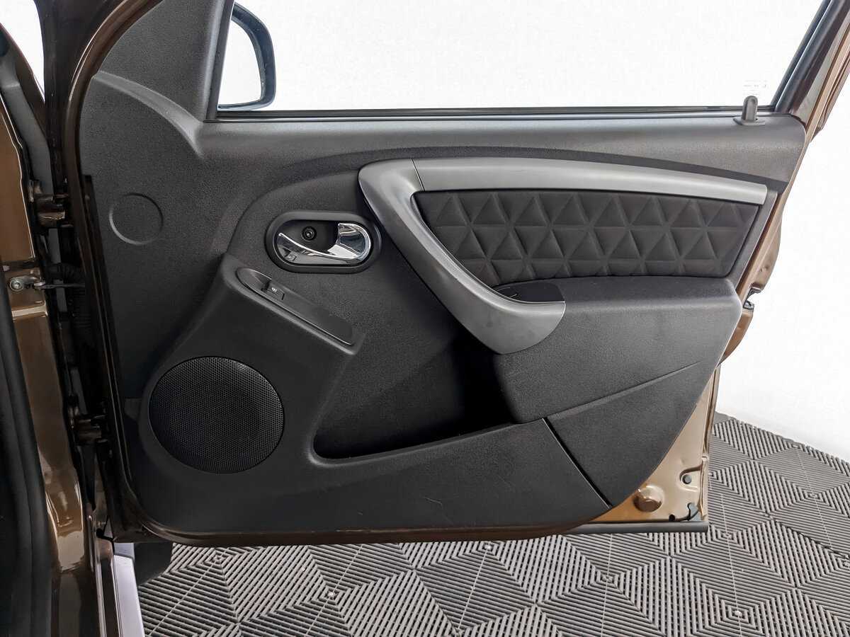 Renault Duster с пробегом — 2016 год. Фото: #19