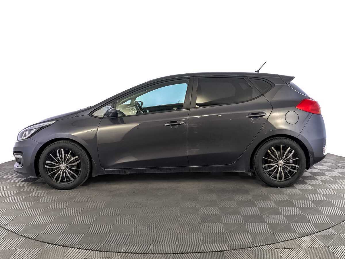 Kia Ceed с пробегом — 2015 год. Фото: #7