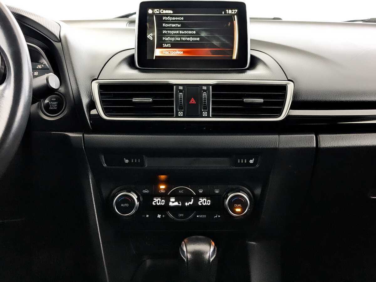 Mazda 3 с пробегом — 2014 год. Фото: #12