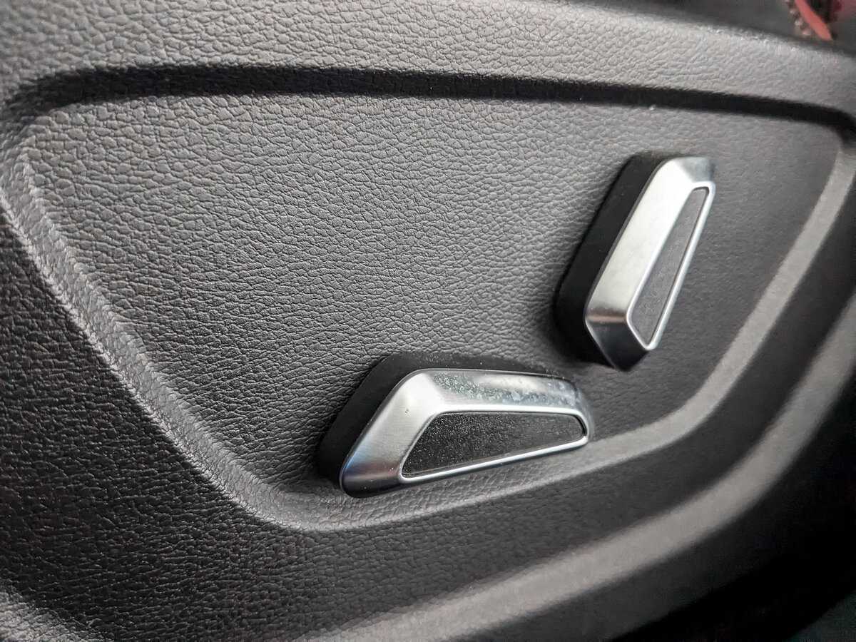 Geely Coolray с пробегом — 2020 год. Фото: #21