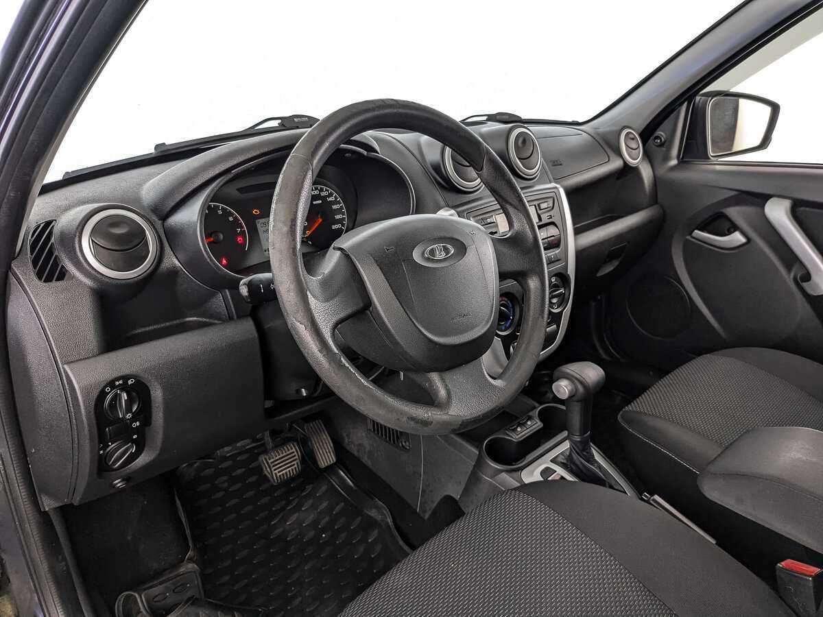 Lada (ВАЗ) Granta с пробегом — 2017 год. Фото: #10