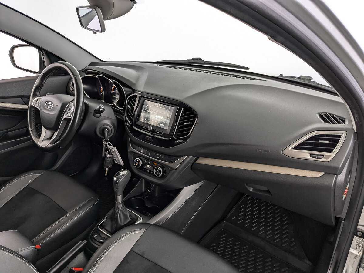 Lada (ВАЗ) Vesta с пробегом — 2020 год. Фото: #8