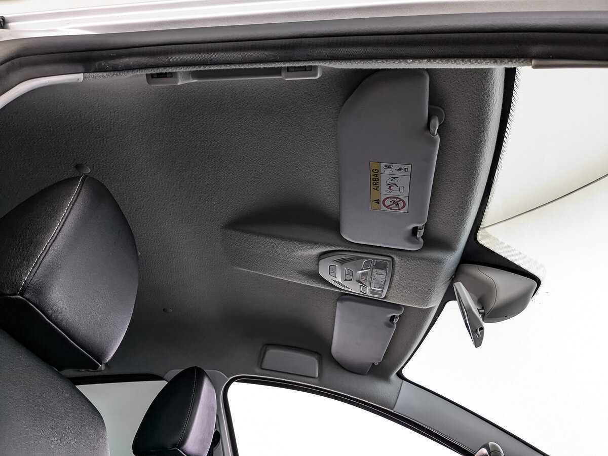 Lada (ВАЗ) Vesta с пробегом — 2020 год. Фото: #18