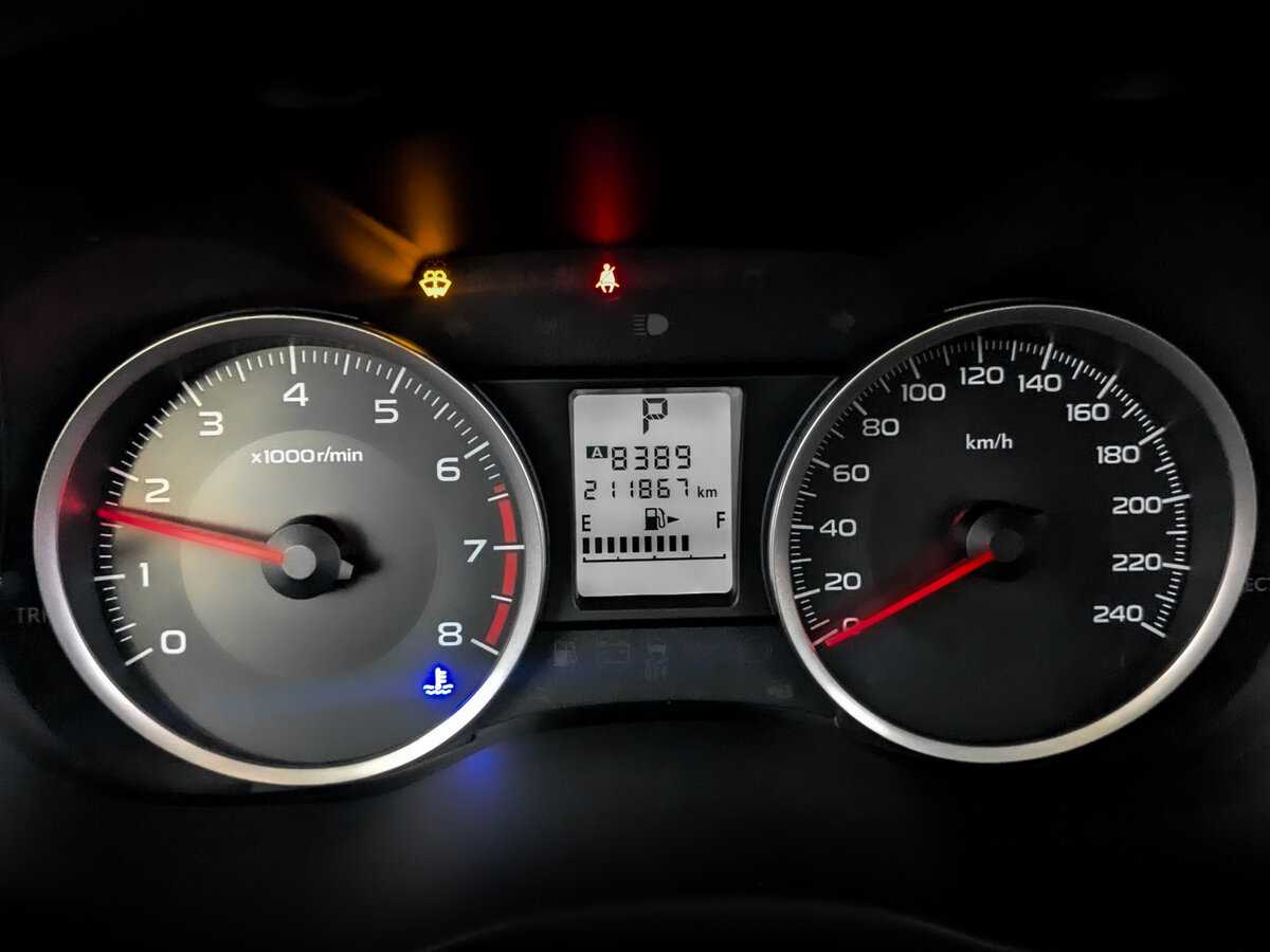 Subaru Forester с пробегом — 2015 год. Фото: #10