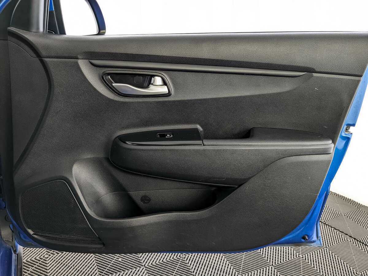 Kia Rio с пробегом — 2019 год. Фото: #20