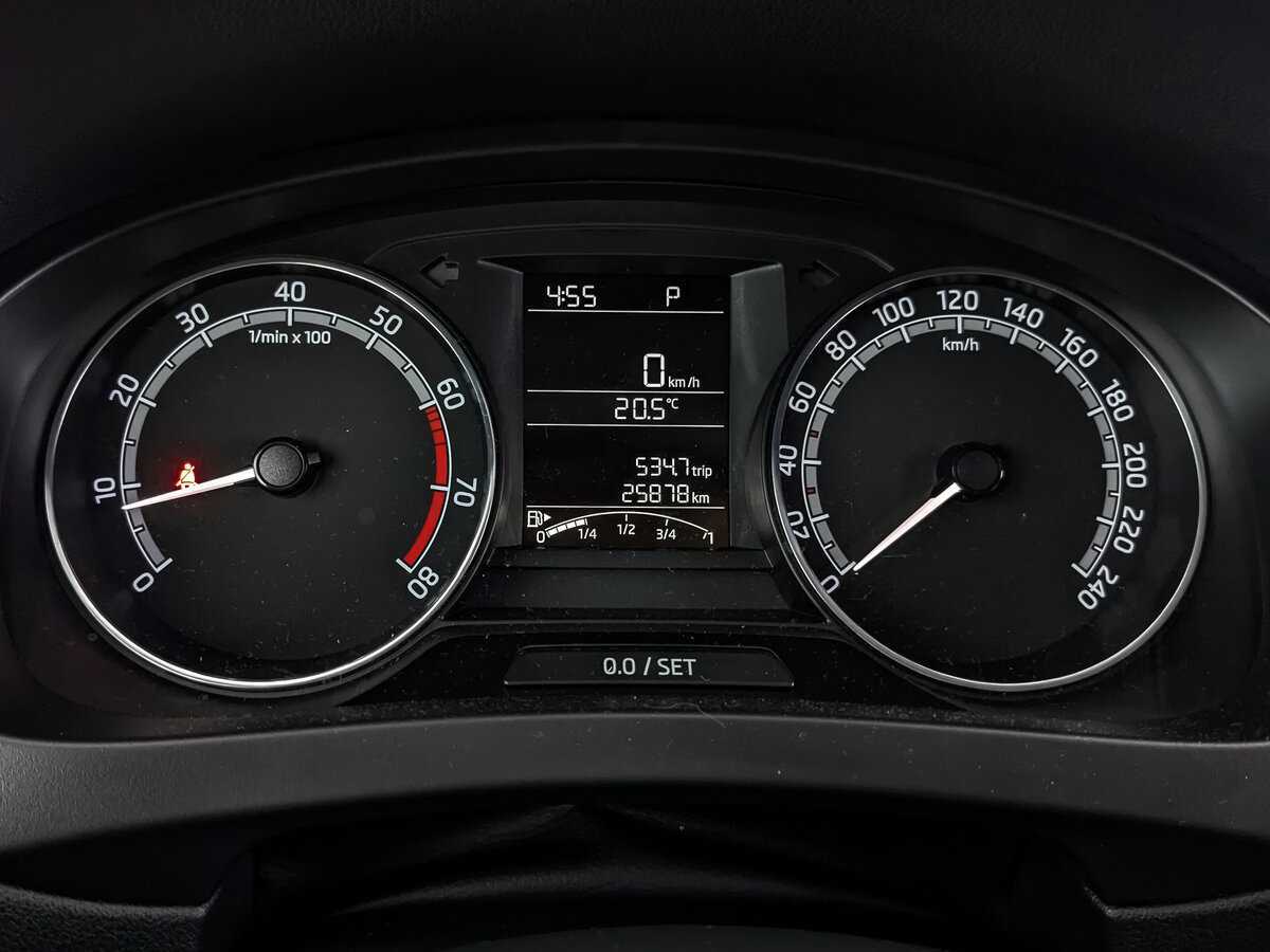 Skoda Rapid с пробегом — 2018 год. Фото: #11