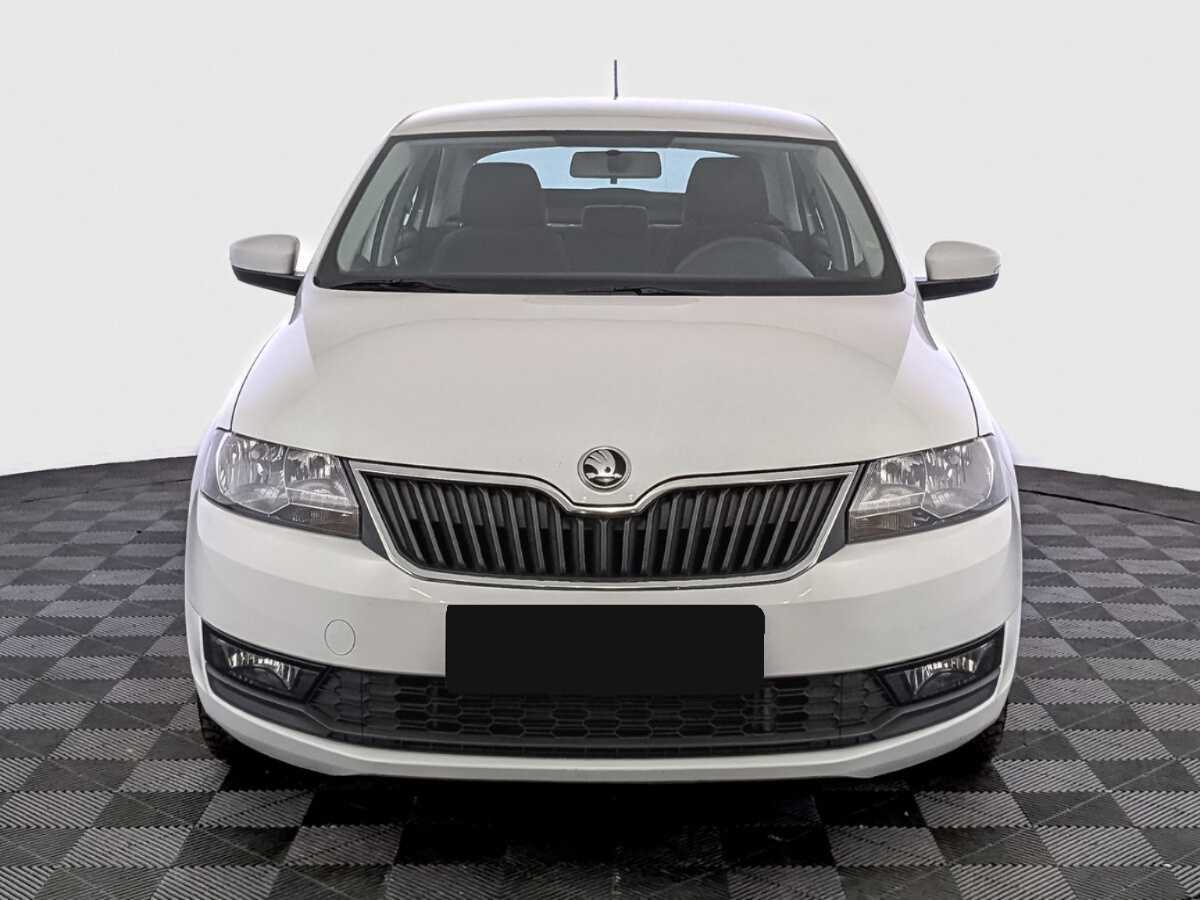 Skoda Rapid с пробегом — 2019 год. Фото: #1