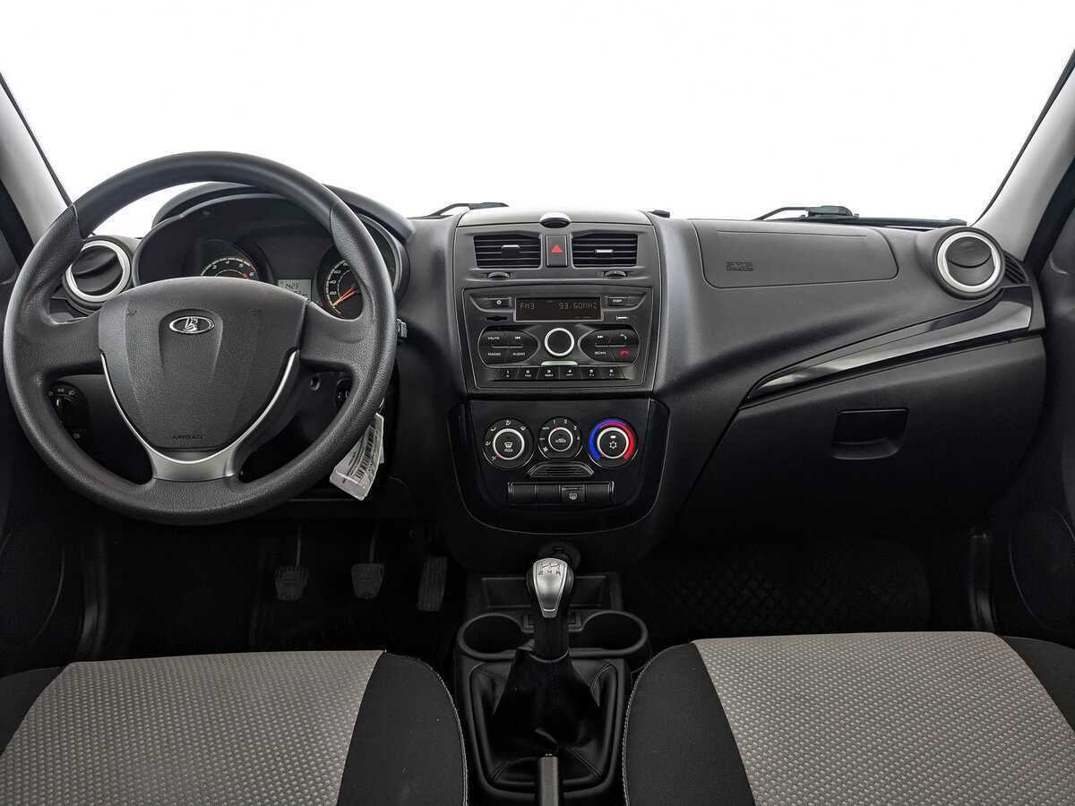 Lada (ВАЗ) Kalina с пробегом — 2018 год. Фото: #9