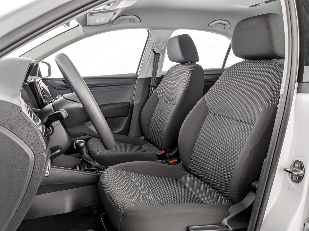 Volkswagen Polo с пробегом — 2020 год. Фото: #15