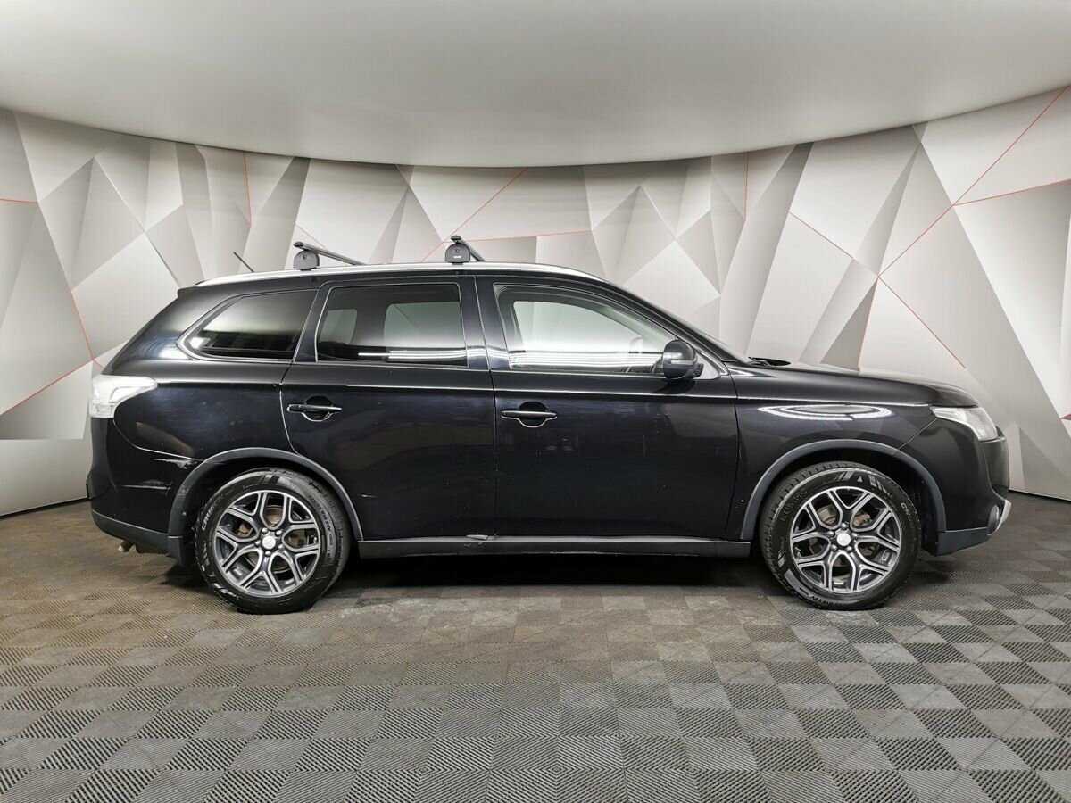Mitsubishi Outlander с пробегом — 2014 год. Фото: #5