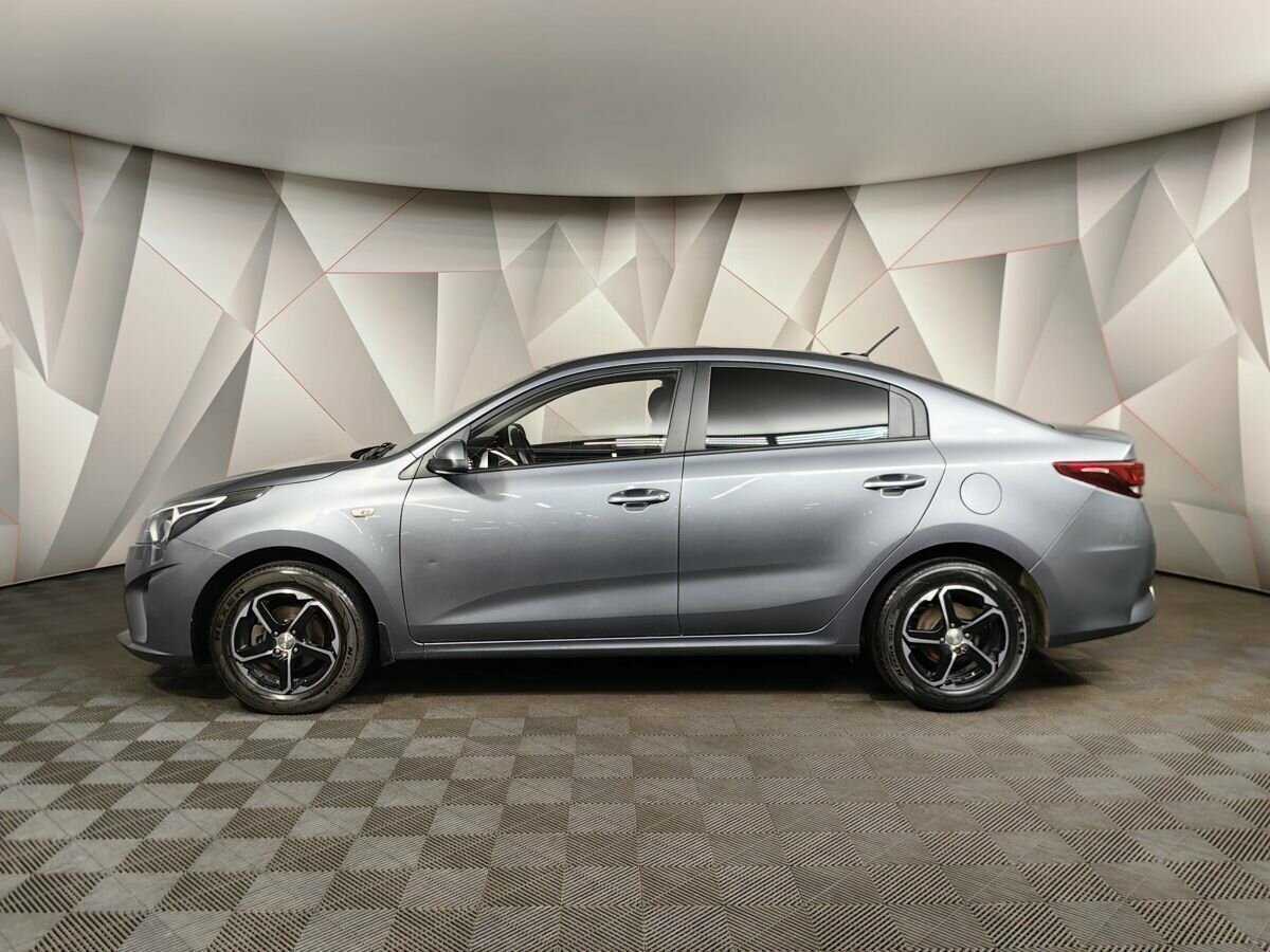 Kia Rio с пробегом — 2020 год. Фото: #4