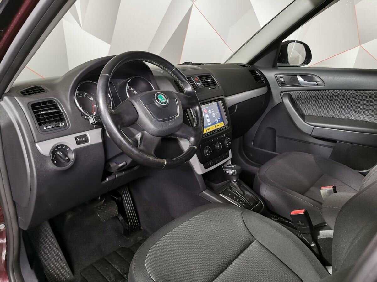 Skoda Yeti с пробегом — 2012 год. Фото: #13