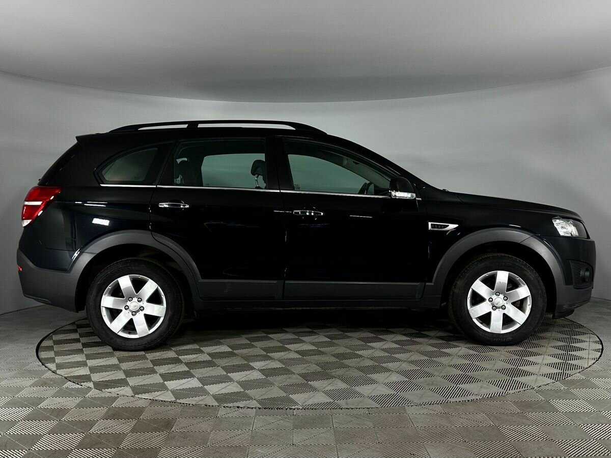 Chevrolet Captiva с пробегом — 2014 год. Фото: #4