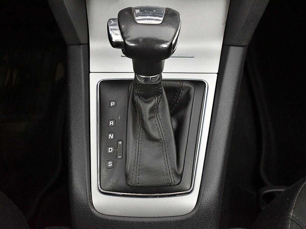 Skoda Octavia с пробегом — 2013 год. Фото: #13