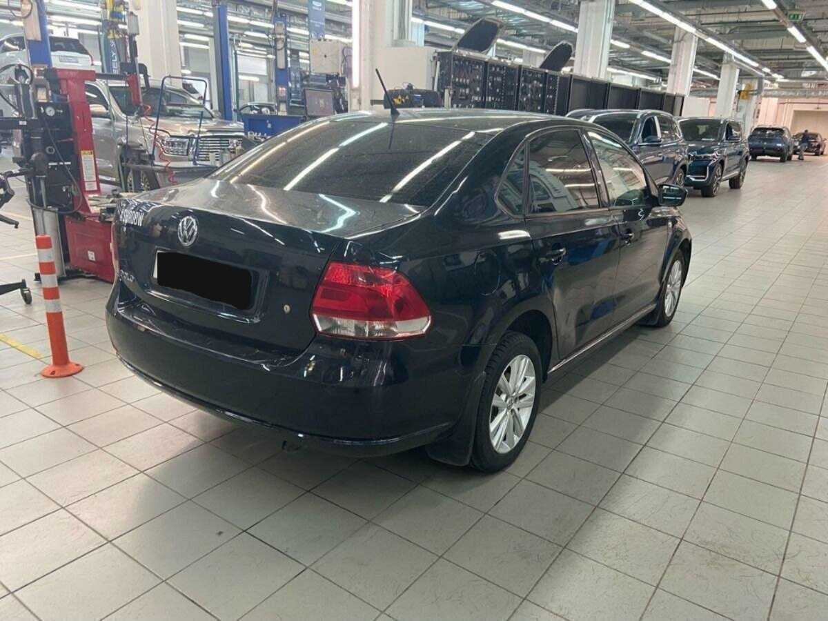 Volkswagen Polo с пробегом — 2013 год. Фото: #3