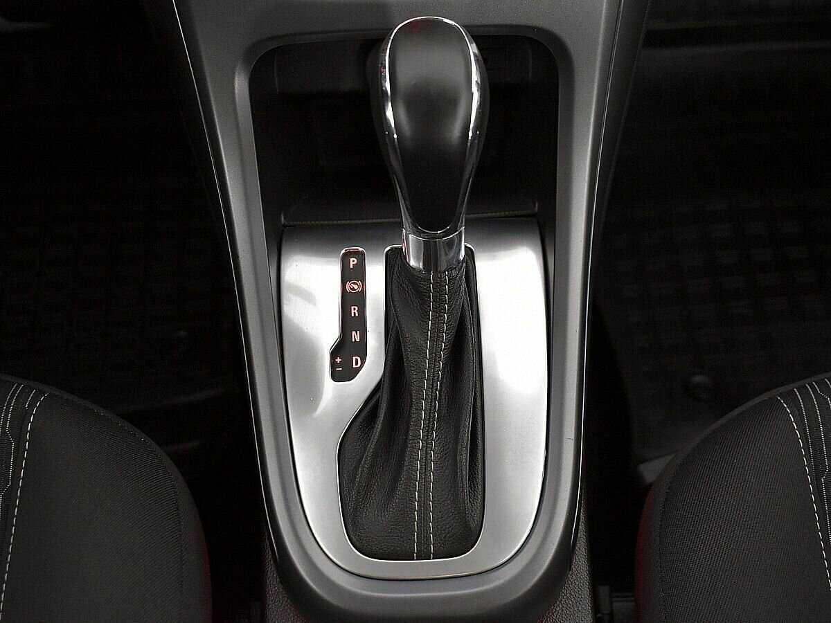 Opel Astra с пробегом — 2012 год. Фото: #13