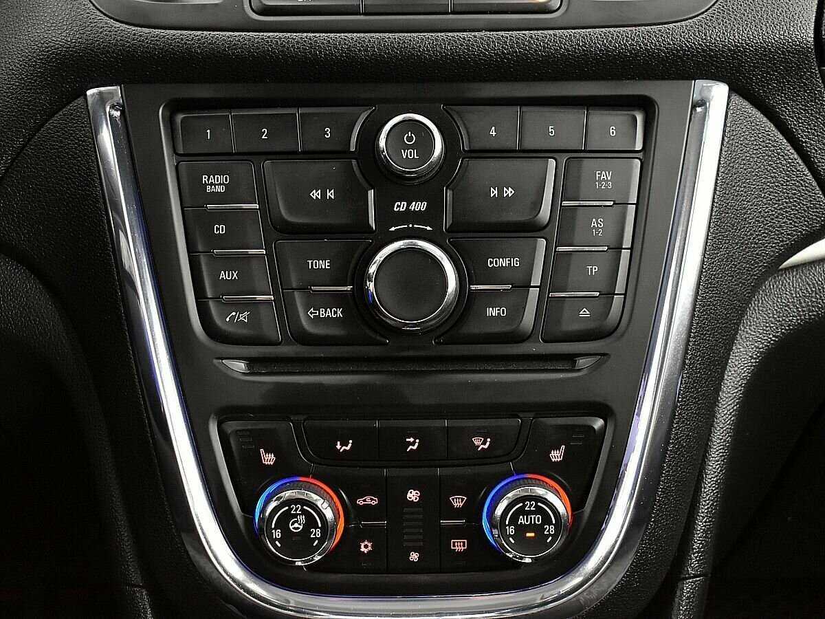 Opel Mokka с пробегом — 2013 год. Фото: #13