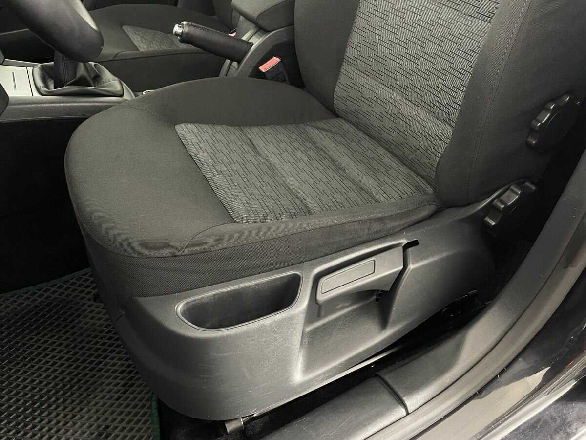 Skoda Octavia с пробегом — 2012 год. Фото: #9