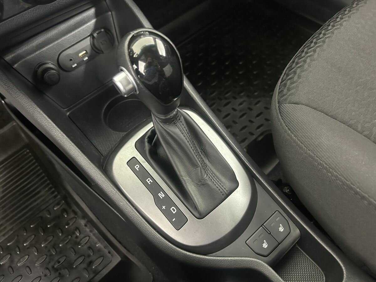 Kia Rio с пробегом — 2016 год. Фото: #12