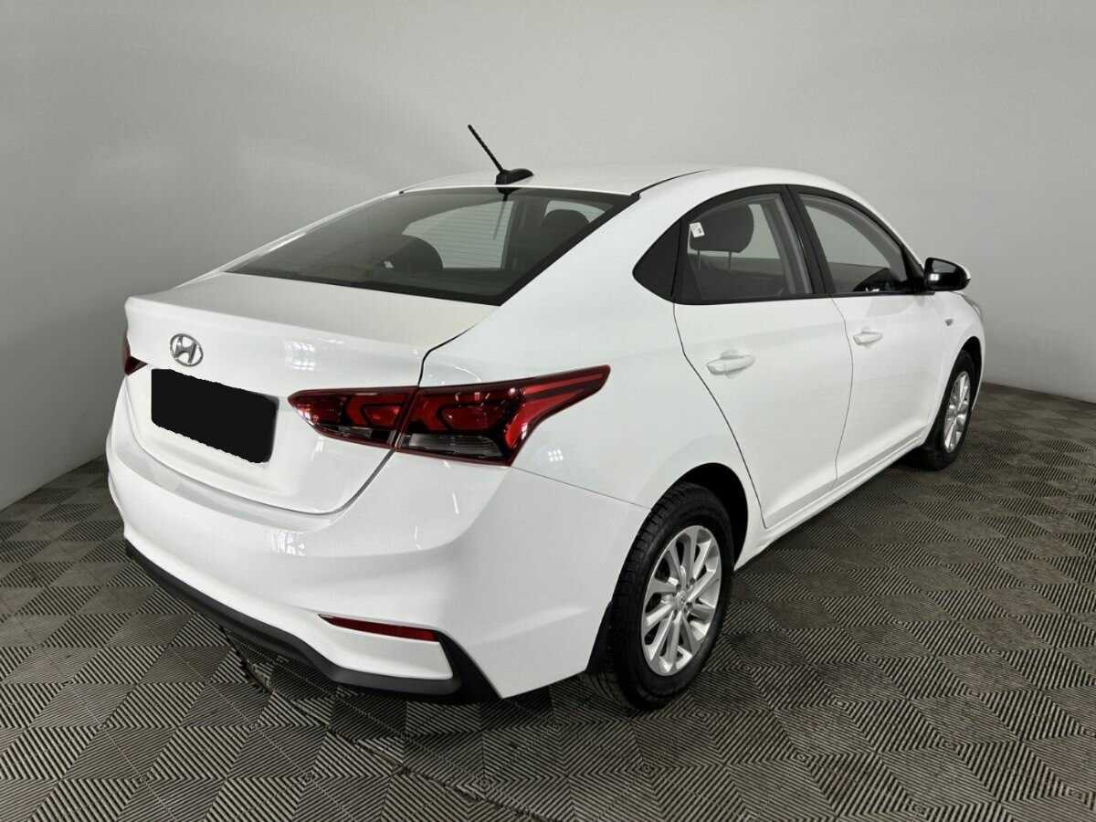 Hyundai Solaris с пробегом — 2017 год. Фото: #5