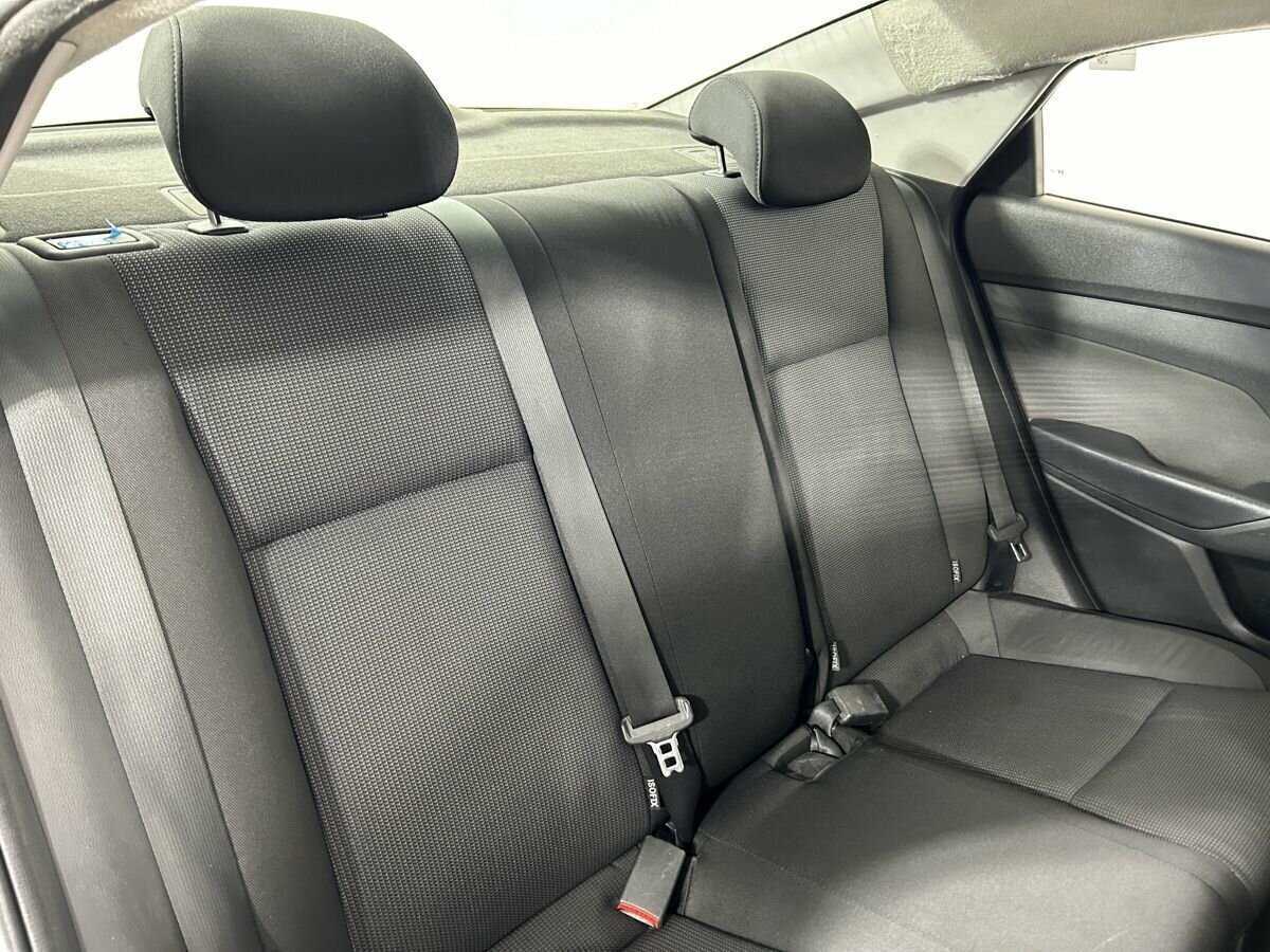 Hyundai Solaris с пробегом — 2017 год. Фото: #14