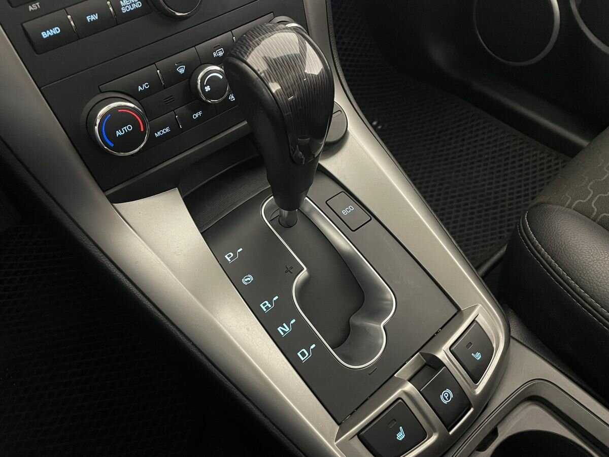 Chevrolet Captiva с пробегом — 2014 год. Фото: #12