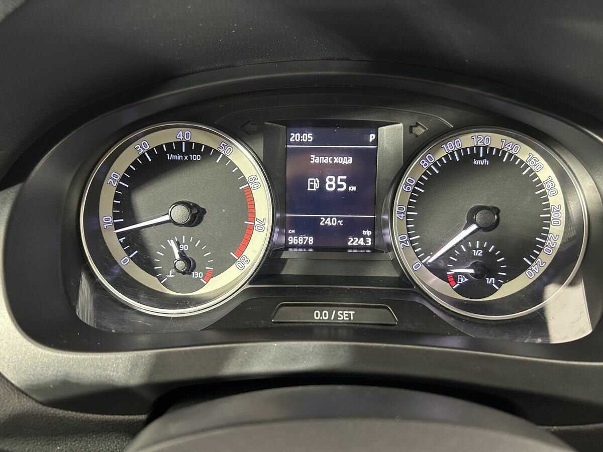 Skoda Rapid с пробегом — 2019 год. Фото: #10