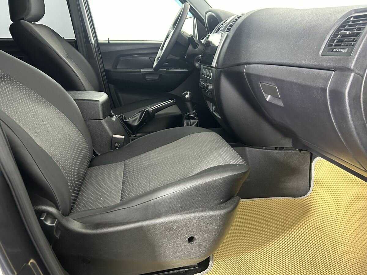 УАЗ Patriot с пробегом — 2016 год. Фото: #13