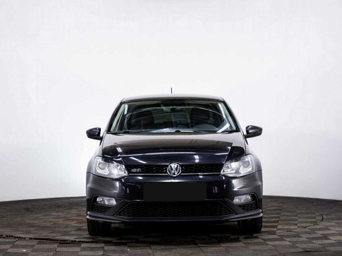 Volkswagen Polo с пробегом — 2016 год. Фото: #1