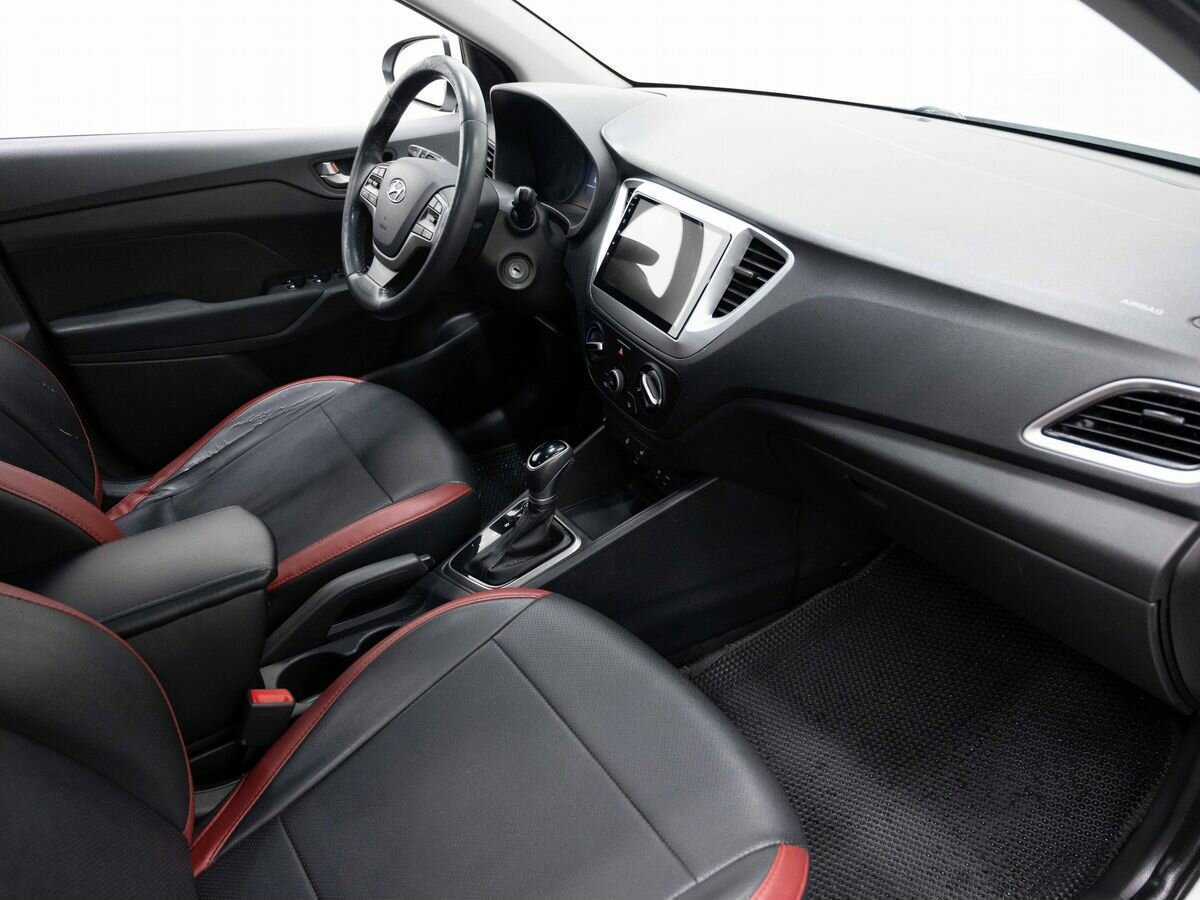 Hyundai Solaris с пробегом — 2018 год. Фото: #12