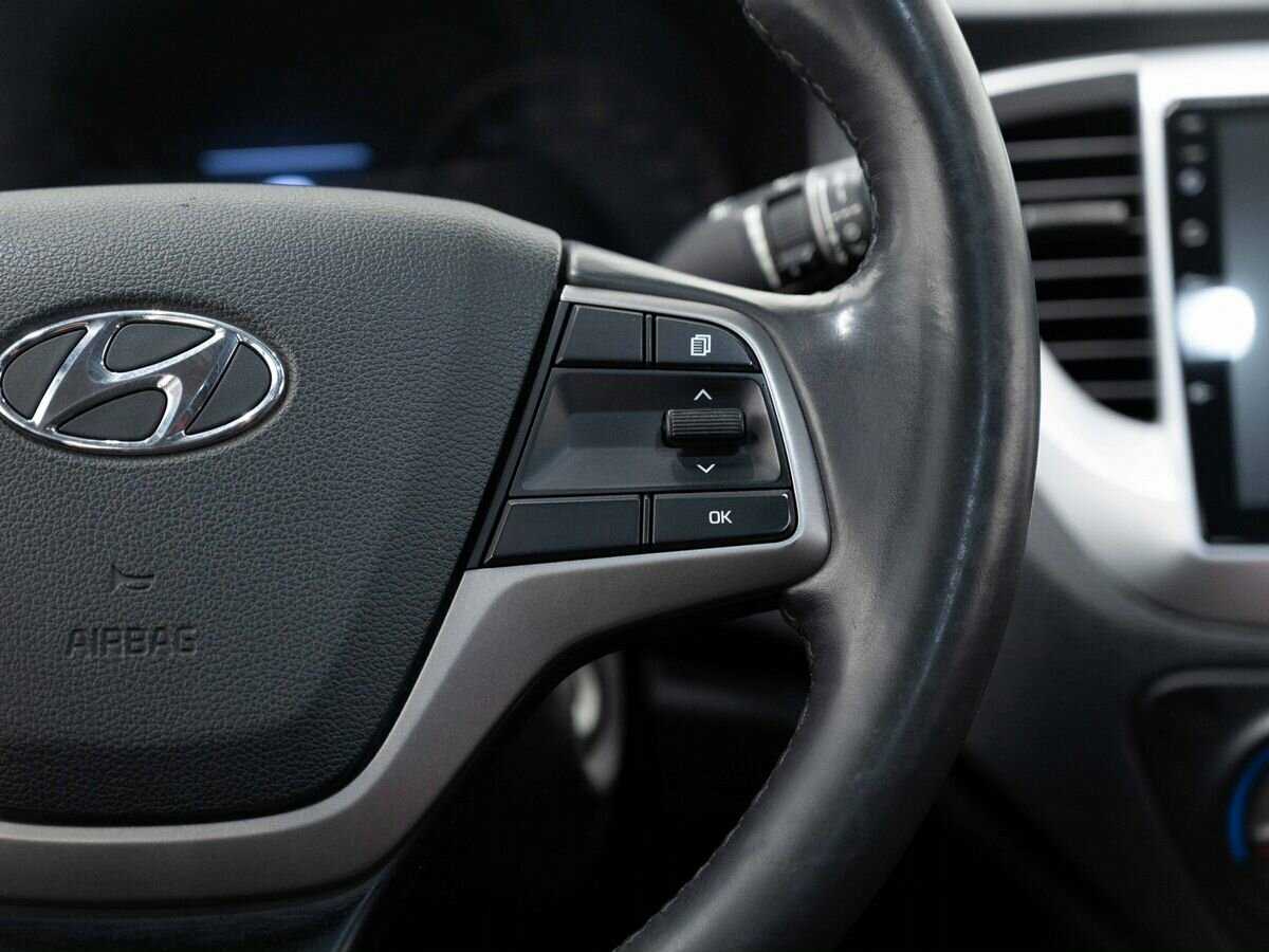 Hyundai Solaris с пробегом — 2018 год. Фото: #17