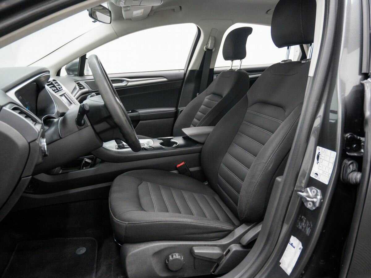 Ford Mondeo с пробегом — 2017 год. Фото: #12