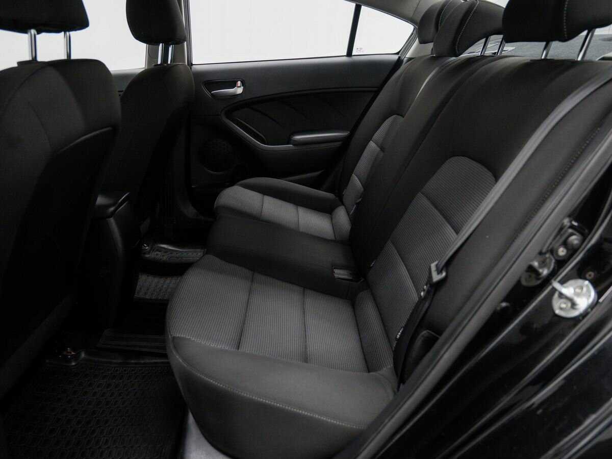 Kia Cerato с пробегом — 2018 год. Фото: #11