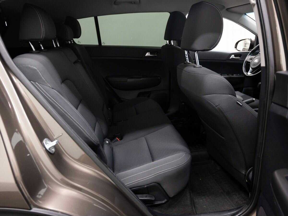 Kia Sportage с пробегом — 2017 год. Фото: #9