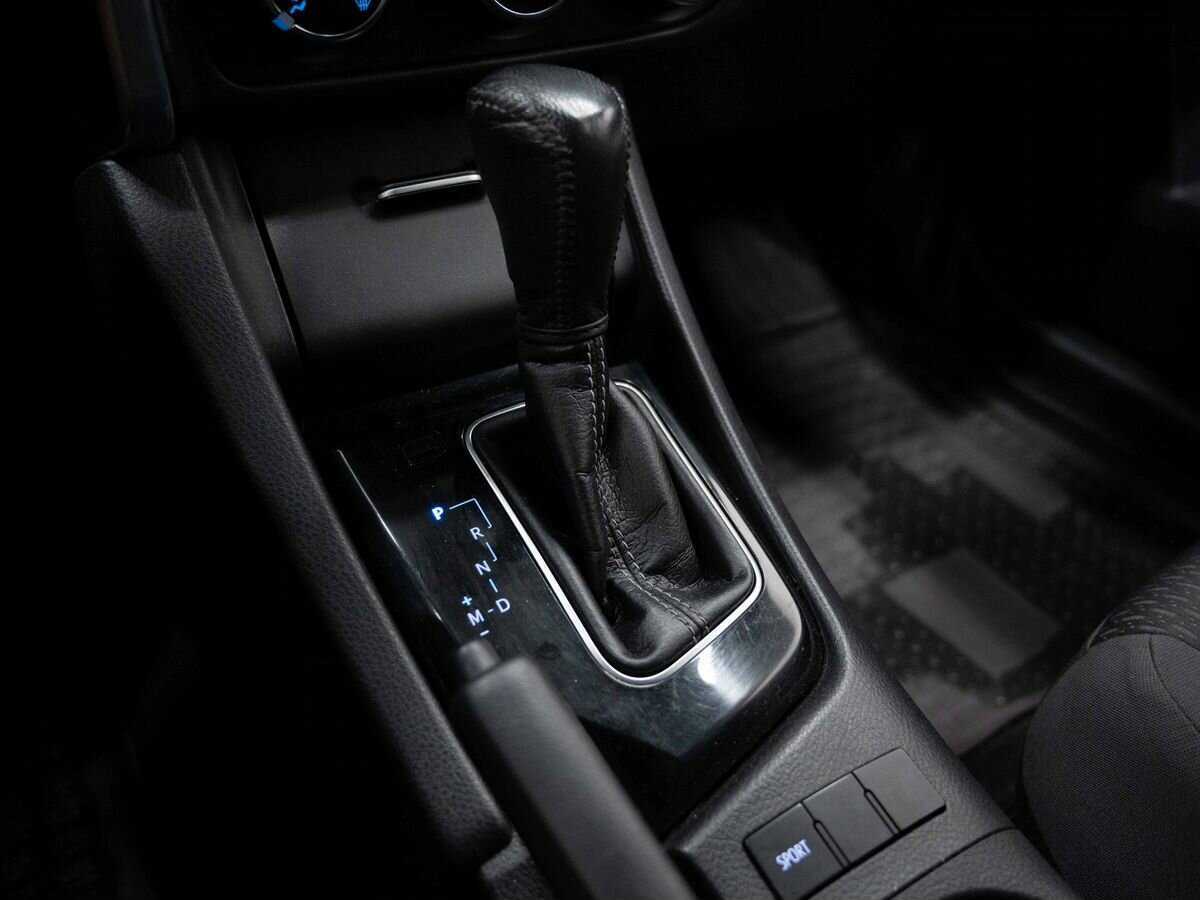 Toyota Corolla с пробегом — 2017 год. Фото: #19