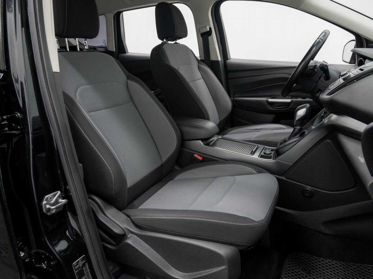 Ford Kuga с пробегом — 2016 год. Фото: #8