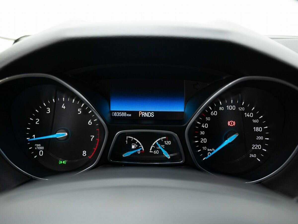 Ford Focus с пробегом — 2016 год. Фото: #16