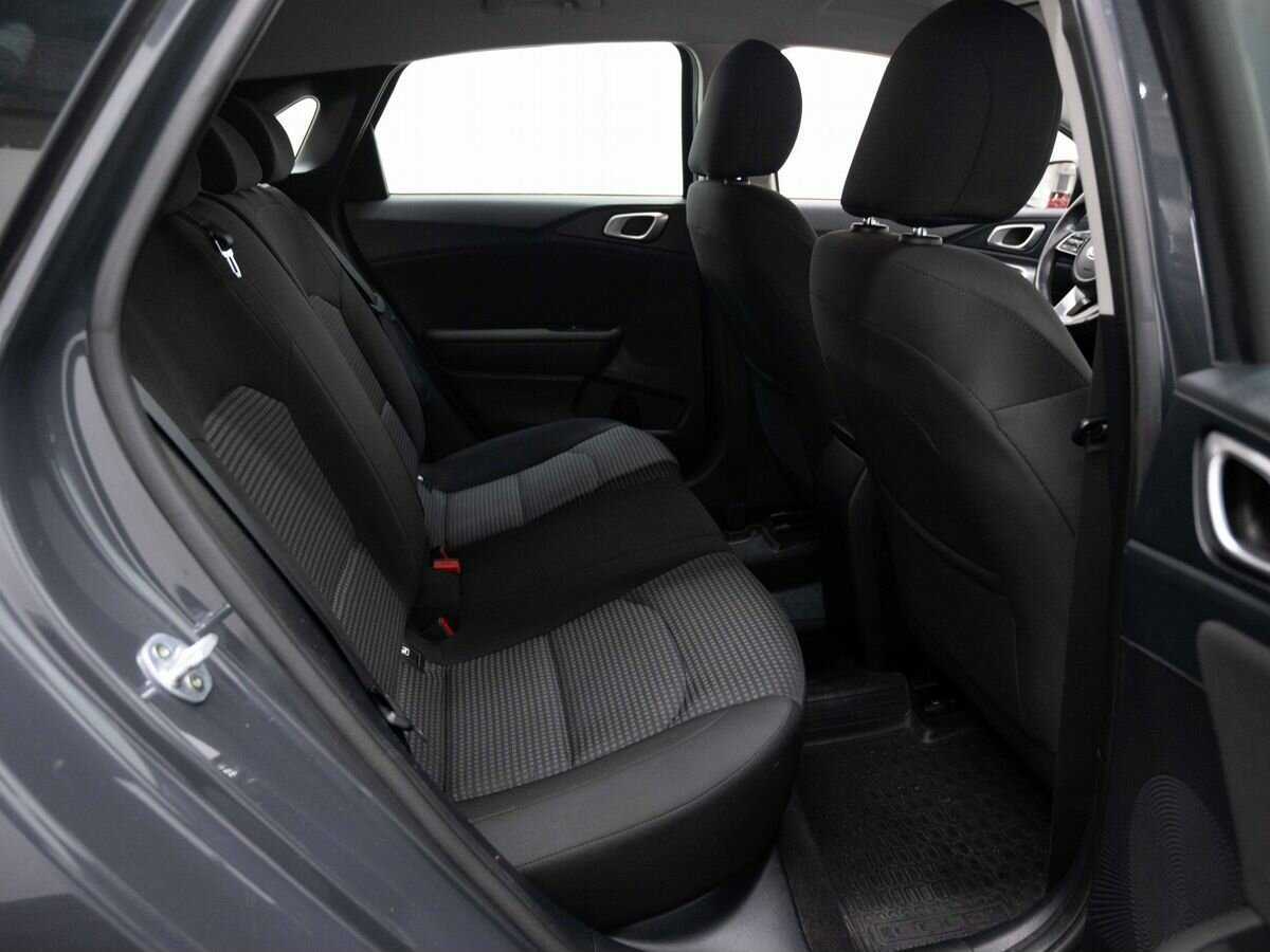 Kia Ceed с пробегом — 2018 год. Фото: #9