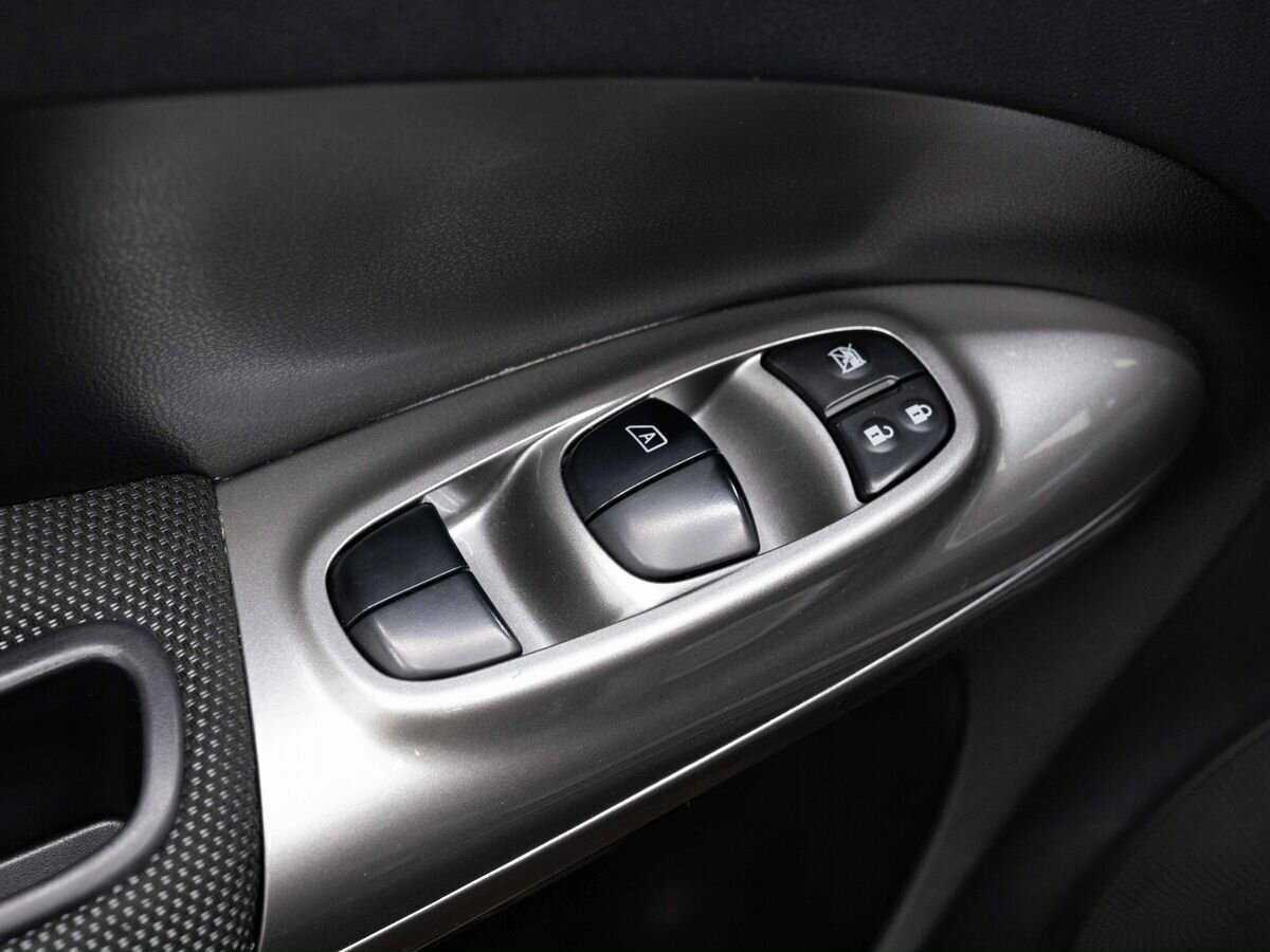 Nissan Juke с пробегом — 2014 год. Фото: #15