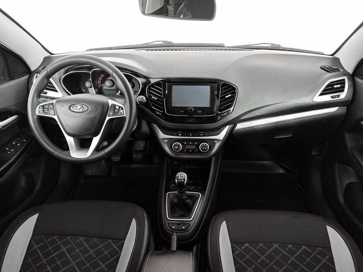 Lada (ВАЗ) Vesta с пробегом — 2019 год. Фото: #11