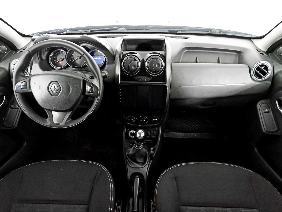 Renault Duster с пробегом — 2016 год. Фото: #13