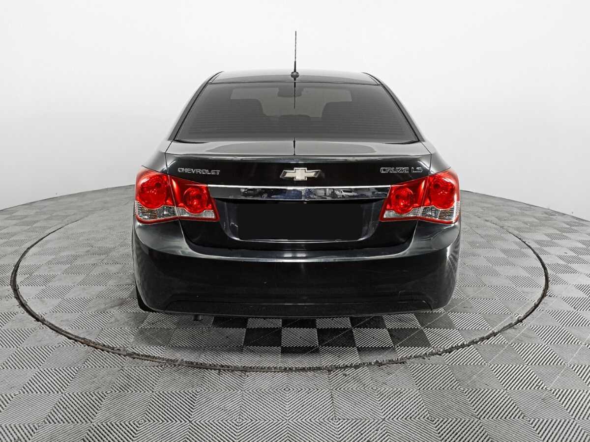 Chevrolet Cruze с пробегом — 2012 год. Фото: #4