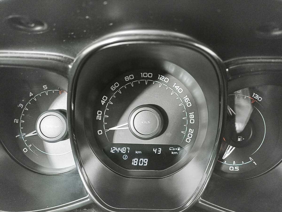 Купить Лада (ВАЗ) Веста, 2017, 124 454 км.. Фото: #10