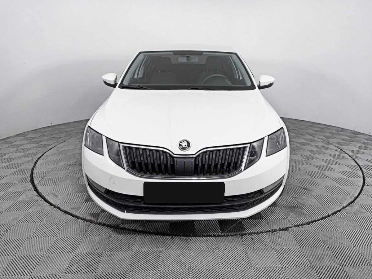 Skoda Octavia с пробегом — 2019 год. Фото: #1