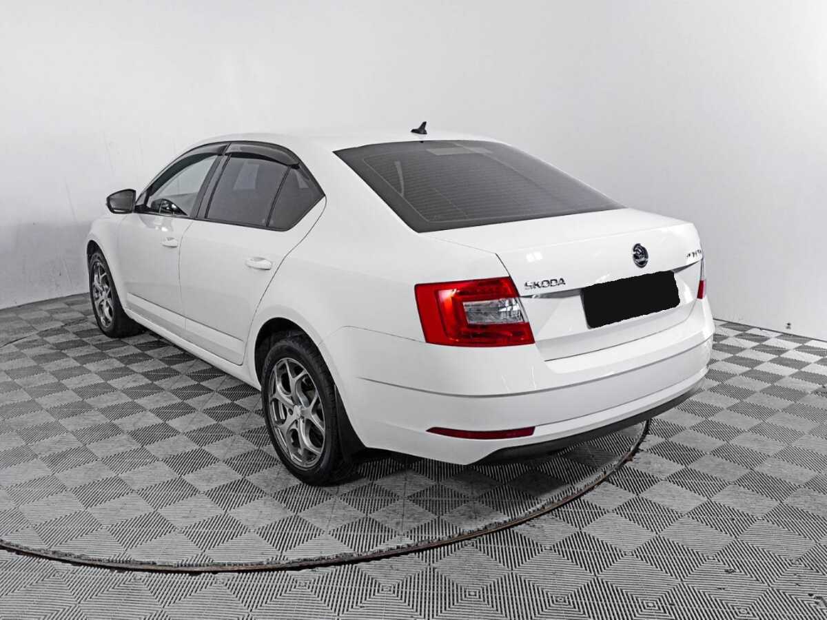 Skoda Octavia с пробегом — 2019 год. Фото: #6
